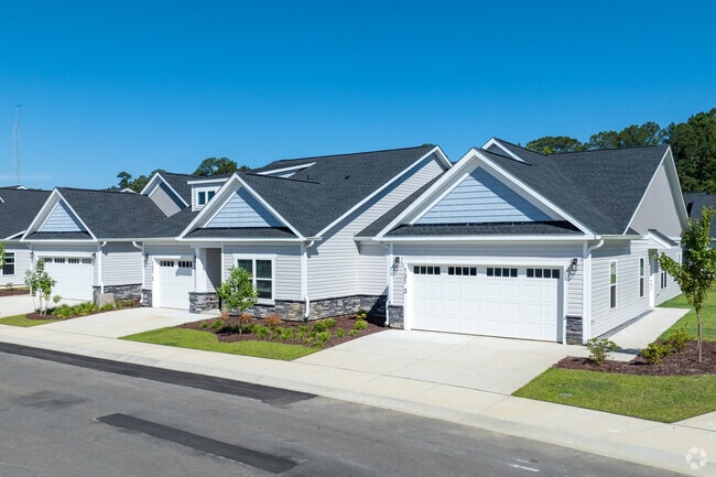 Building Photo - Shingletree