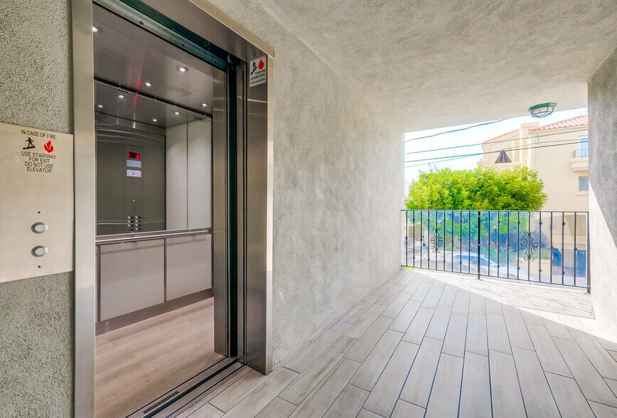 Building Photo - 2308 Schader Dr