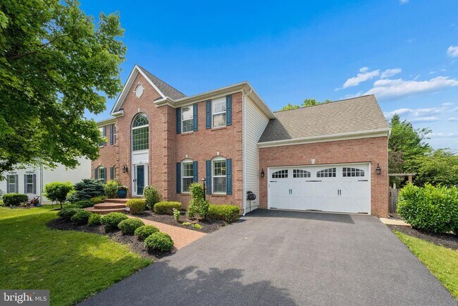 Building Photo - 110 Bedrock Dr