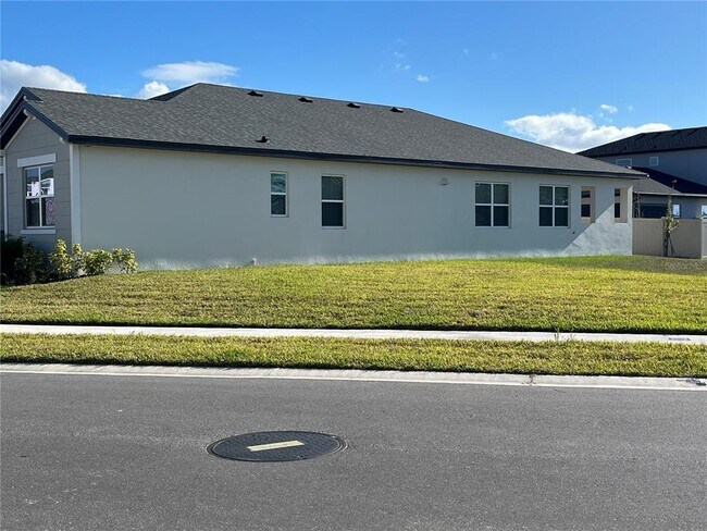 Building Photo - 4836 Shady Pnes Dr