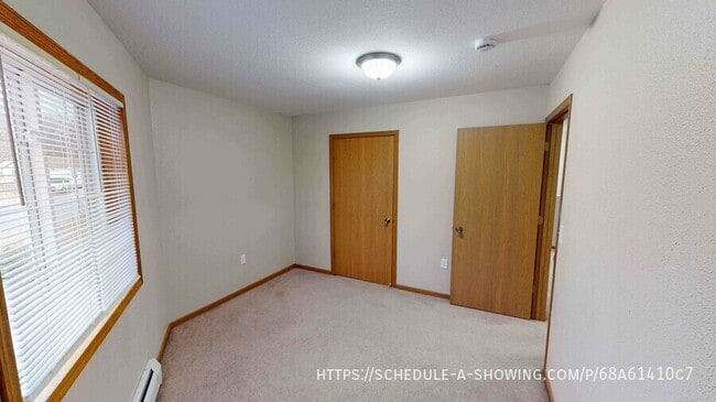 Building Photo - 515 Ontario Ave