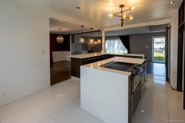 Building Photo - 21 Norton Dr