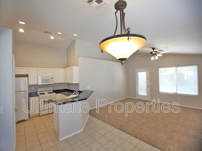 Building Photo - 7725 W Foothill Dr