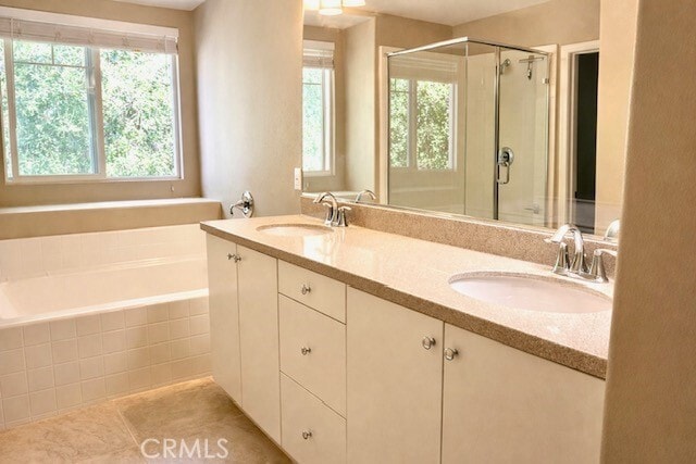 Building Photo - 1946 Canopy Ln