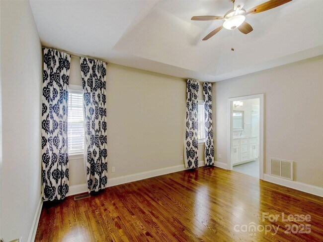 Building Photo - 1200 Mendenhall Ct