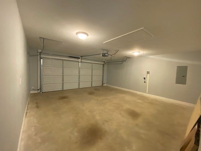 Building Photo - Adorable 3 bed/2 bath home! Great location!