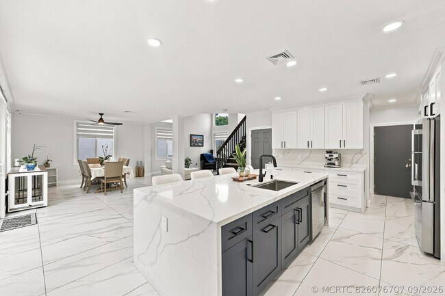 Building Photo - 7930 Rockport Cir