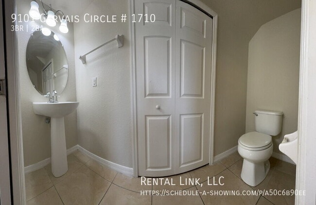 Building Photo - 9101 Gervais Cir
