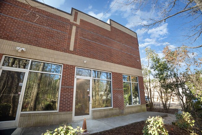 Building Photo - 5621 Departure Dr