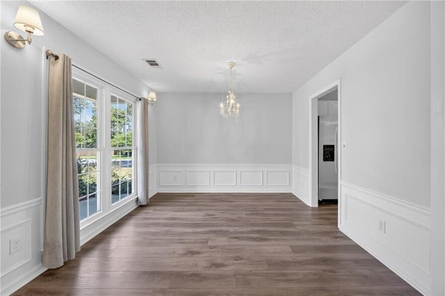 Building Photo - 3485 Patterstone Dr