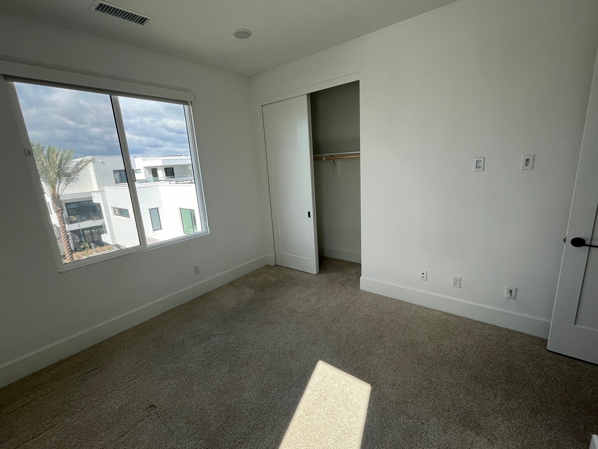 Bedroom 4 Closet - 16285 Veterans Way