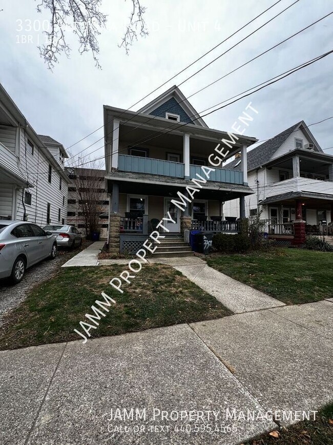 Primary Photo - Charming 1 Bedroom, 1 Bathroom Apartment i...