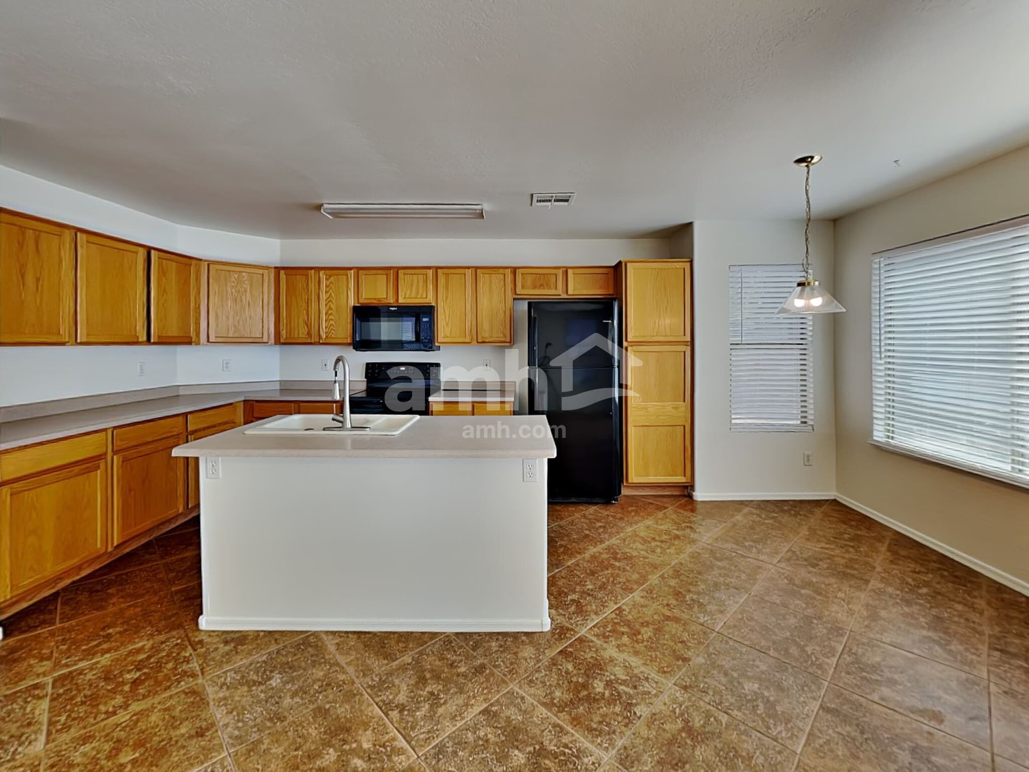 Building Photo - 15030 N 150th Ln