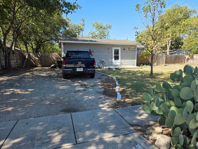 Building Photo - 204 San Angelo Ave