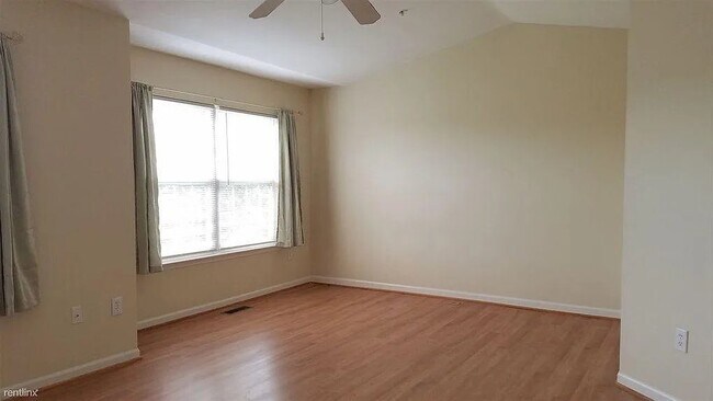 Building Photo - 5208 Duke Ct