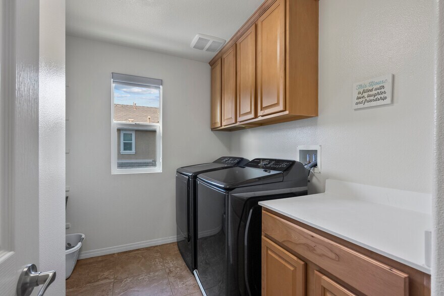 Building Photo - 28285 N Via Sonata Dr