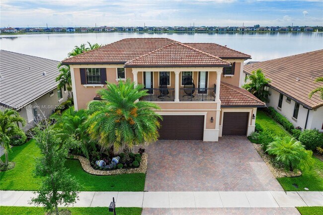 Primary Photo - 8680 Watercrest Cir W