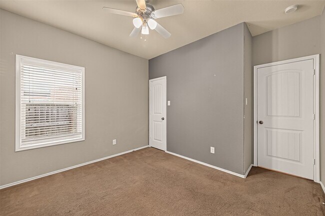 Building Photo - 22023 Westerpine Ln
