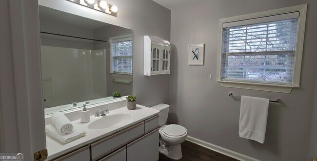 Building Photo - 3813 N Bogan Rd