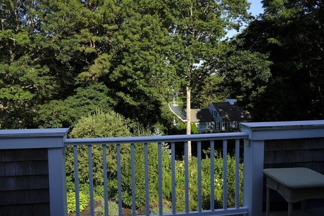 Building Photo - 110 Clamshell Cove Rd