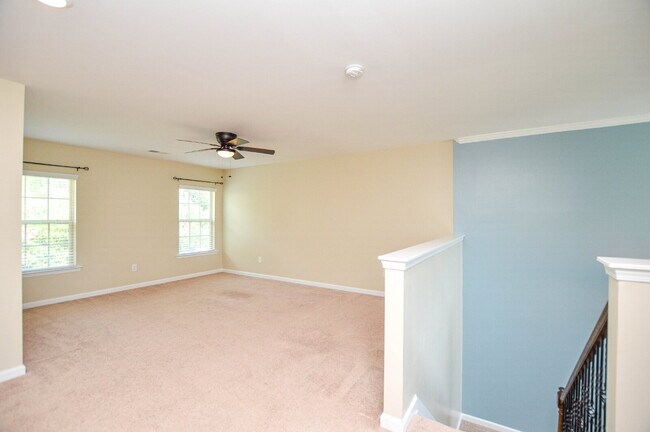 Building Photo - 2037 Ice Lake Ct
