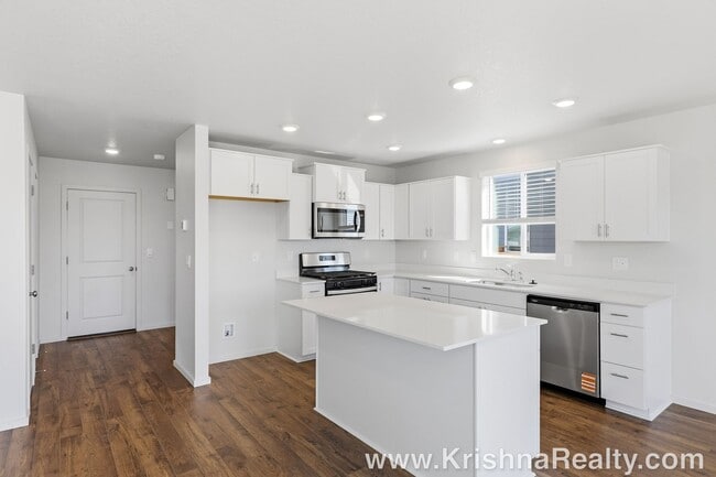 Building Photo - Beautiful 4 BD* 2.5 BA* **NEW** CONSTRUCTION* 2026 Built* Single Family Home Located In East Park...