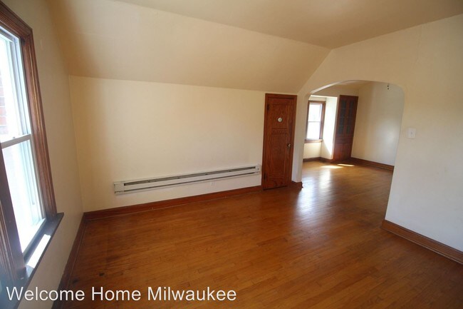 Building Photo - 4703 N 39th St