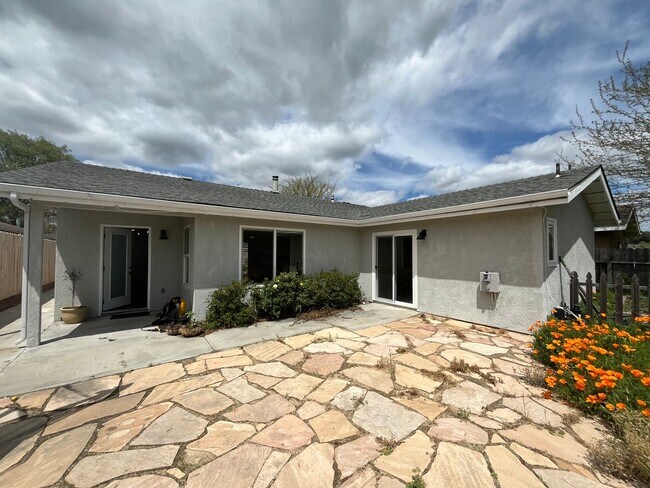 Building Photo - Country Living, in San Luis Obispo's Hidden Treasure - Santa Margarita
