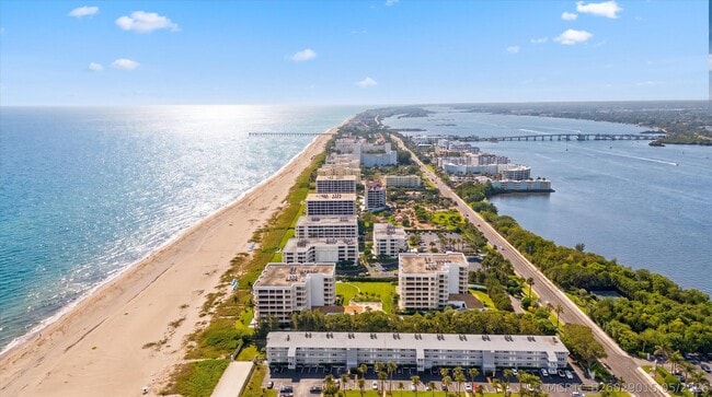 Building Photo - 2580 S Ocean Blvd