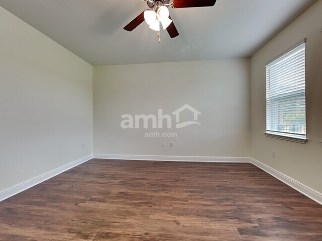 Building Photo - 20478 Calla Lily Dr