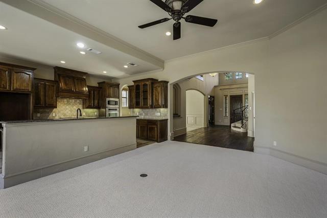 Building Photo - 6916 Cannon Falls Dr