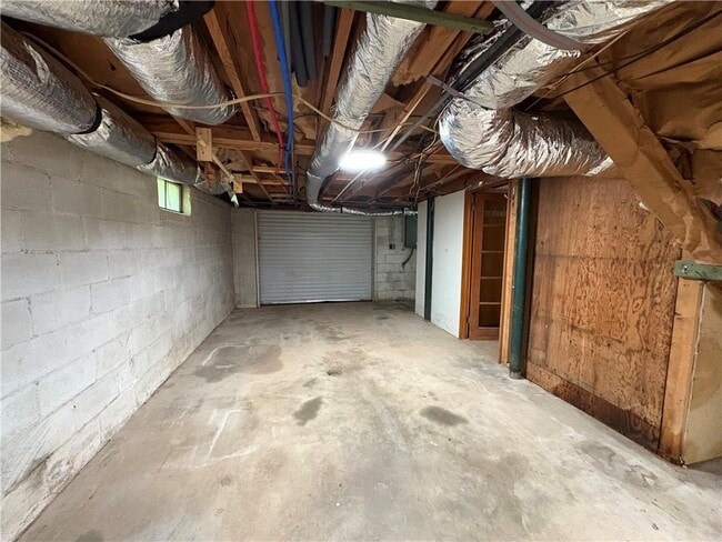 Building Photo - 1391 Enota Ave NE