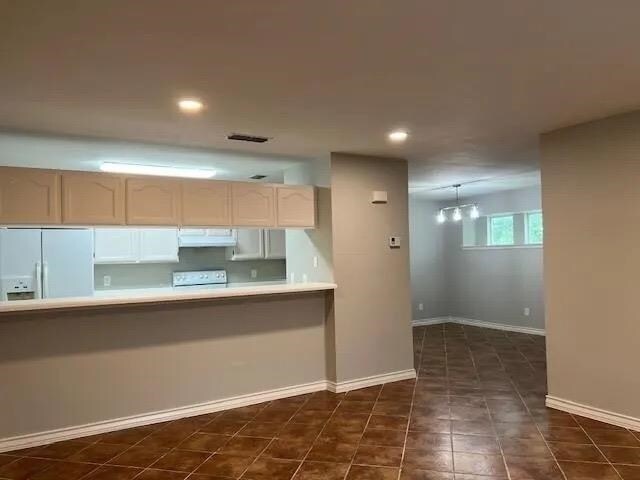 Building Photo - 1206 International Blvd