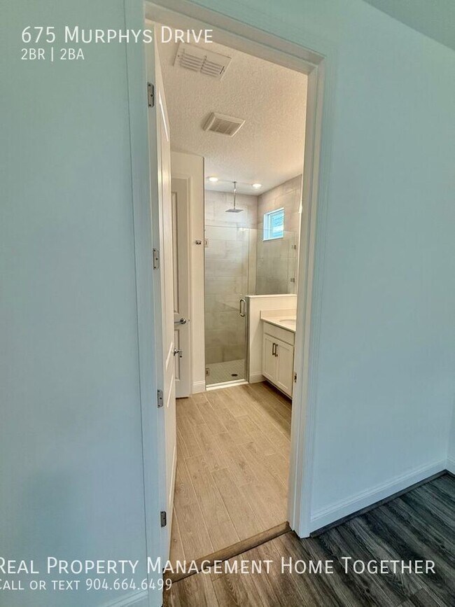 Building Photo - 675 Murphys Dr