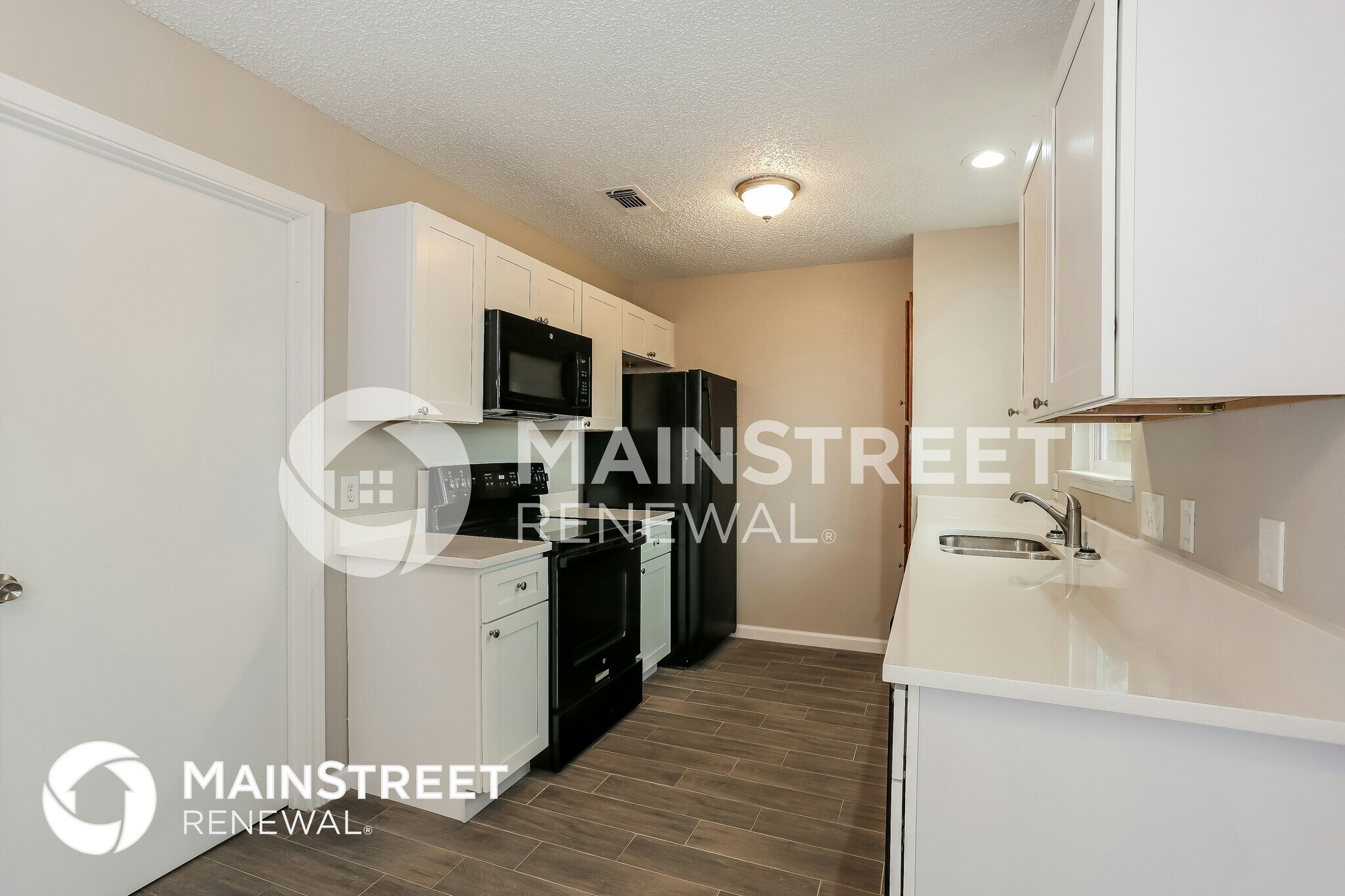 Building Photo - 6707 Country Creek Dr