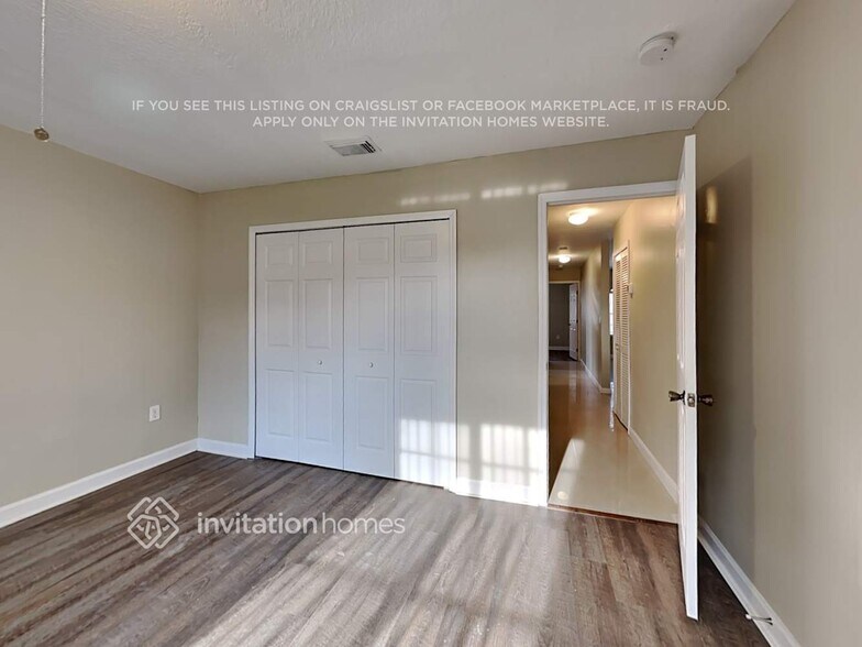 Building Photo - 18329 SW 152nd Ave