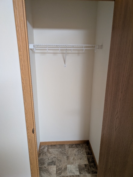 Building Photo - 2303 Damon St