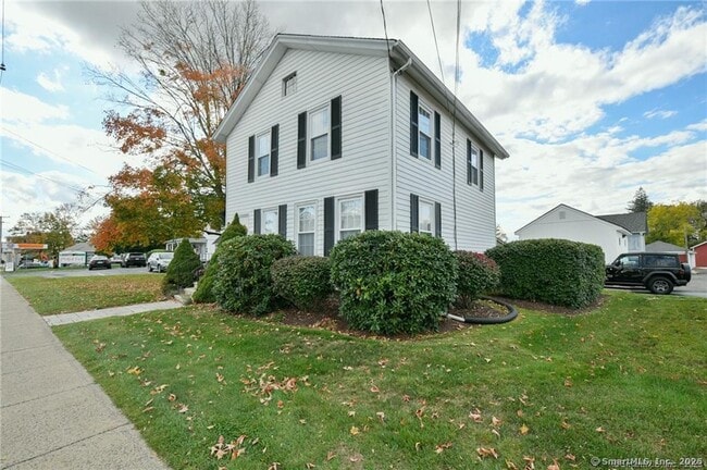 Primary Photo - 217 Maple Ave