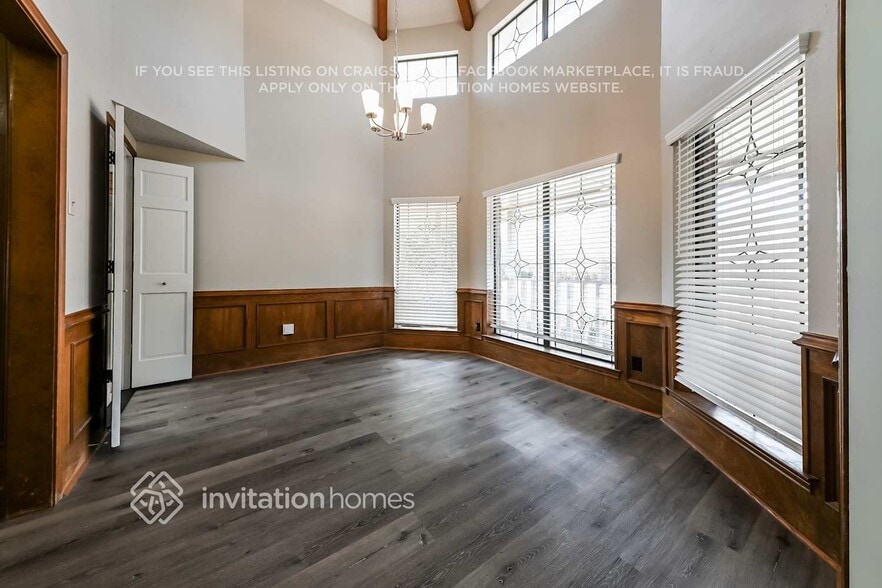 Building Photo - 1806 Seabrook Dr