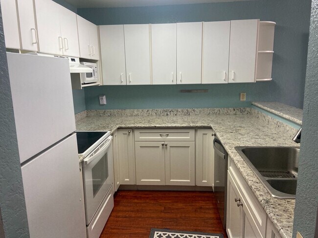 Building Photo - 535 Pierce St