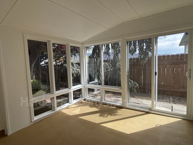 Building Photo - 2354 E Mugo St