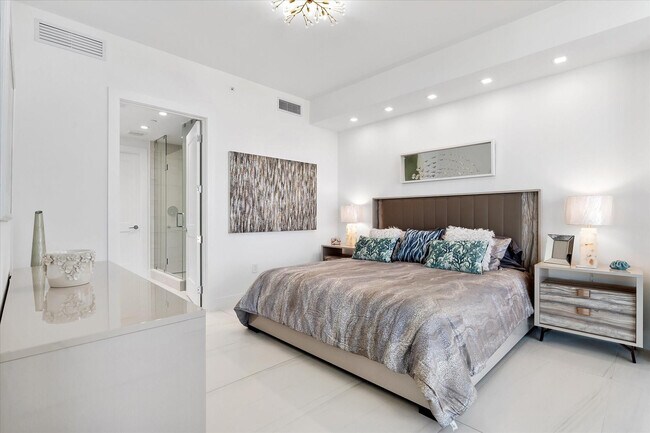 Building Photo - 151 N Seabreeze Blvd