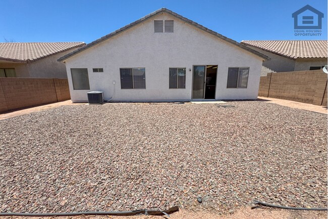 Building Photo - 4Bed/2Bath House in El Mirage! Ready for Immediate Move-In!