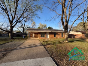 Building Photo - 40 St John St