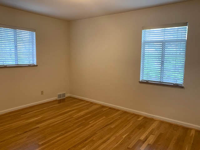 Building Photo - 3434 Linwood Ave