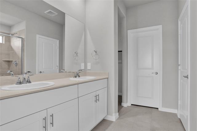 Building Photo - 115 Whitlow Dr