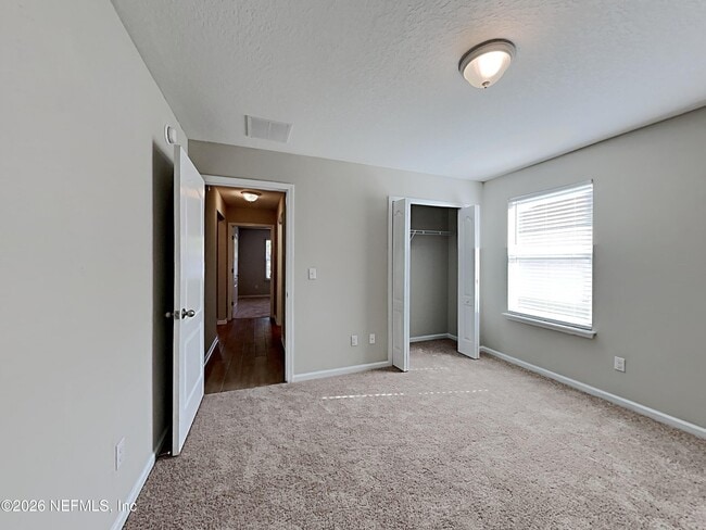 Building Photo - 15662 Chir Pine Dr