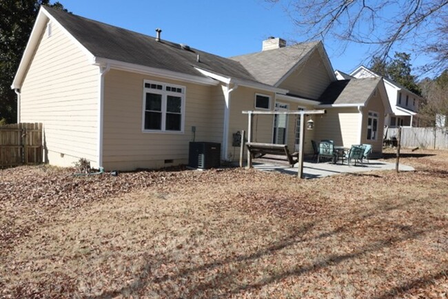 Building Photo - 3 Bedroom Home in Snellville For RENT!