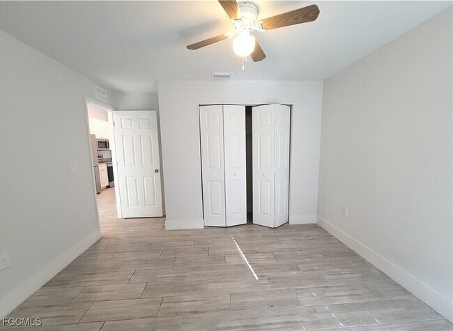 Building Photo - 309 SW 47th Terrace