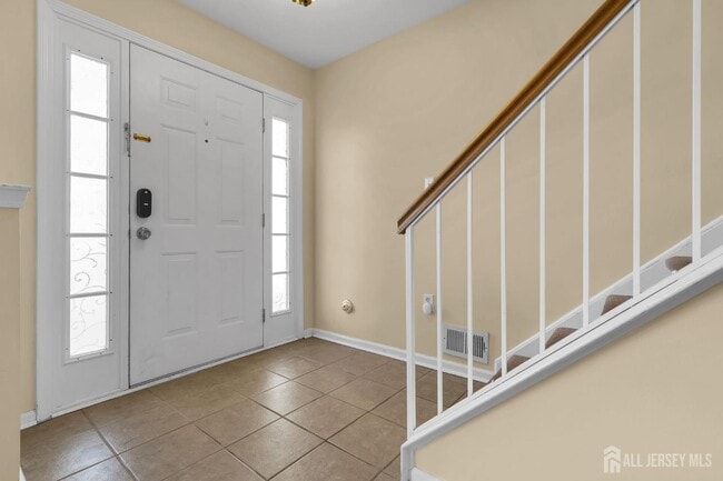 Building Photo - 63 Giera Ct